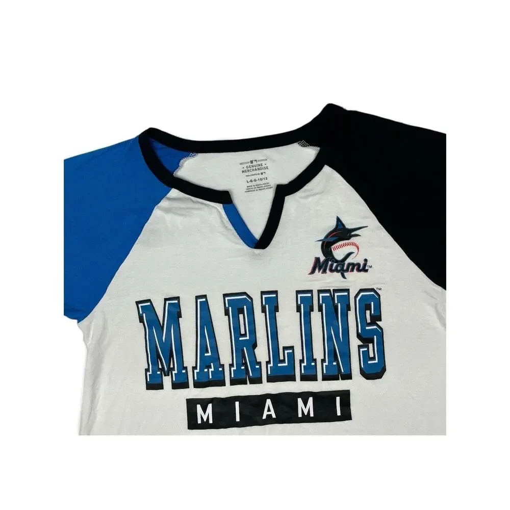 Genuine Merchandise girls large